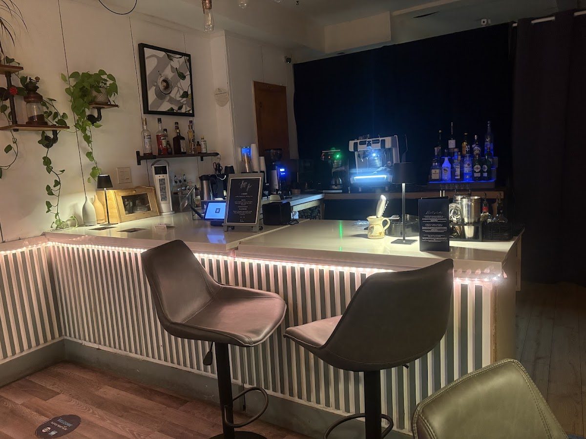 Xelune Cocktail Bar